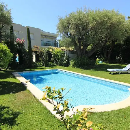 Chambres Dans Proche Mer Couette-café Juan-les-Pins